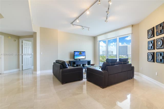 9751 E Bay Harbor Dr # 8D, Bay Harbor Islands FL 33154 - Bay Harbor Islands, FL - Photo 4