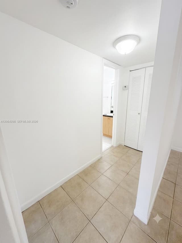 7220 NW 179 St # 201, Hialeah FL 33015 - Hialeah, FL - Photo 7