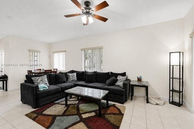 385 NE 31st Ave, Homestead FL 33033 - Homestead, FL - Photo 2