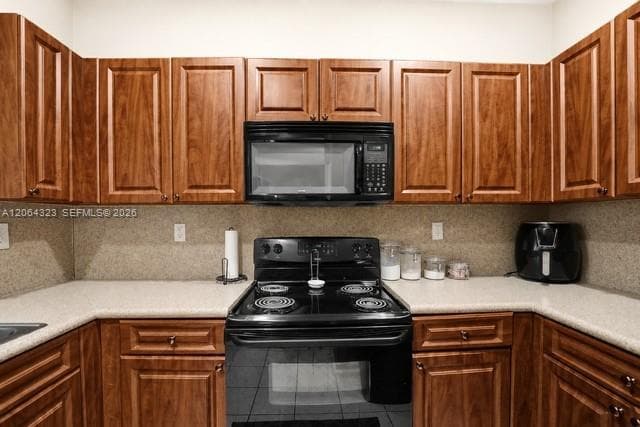 385 NE 31st Ave, Homestead FL 33033 - Homestead, FL - Photo 4