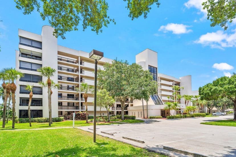 6320 BOCA DEL MAR Drive # 302, Boca Raton FL 33433