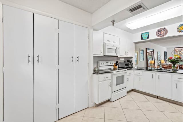 6320 BOCA DEL MAR Drive # 302, Boca Raton FL 33433 - Boca Raton, FL - Photo 5