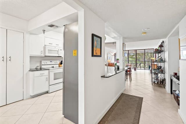 6320 BOCA DEL MAR Drive # 302, Boca Raton FL 33433 - Boca Raton, FL - Photo 4