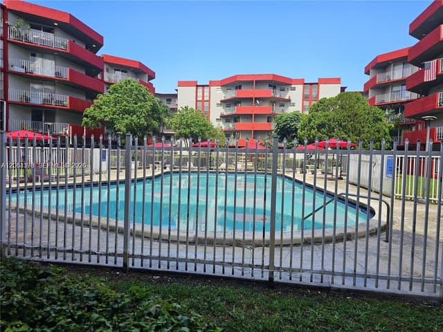1750 W 46th St # 331, Hialeah FL 33012 - Hialeah, FL - Photo 2