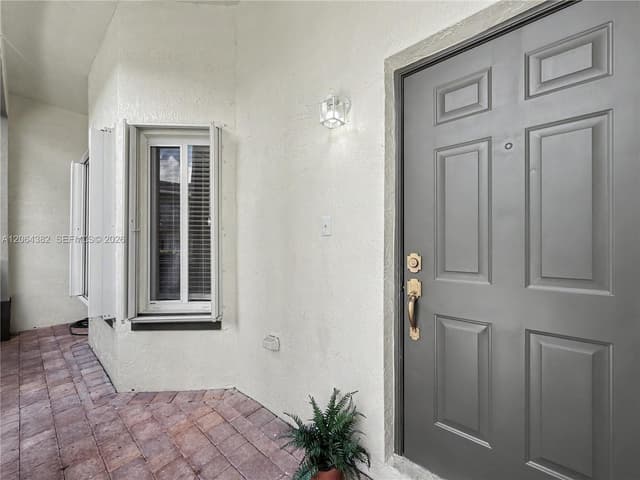 1940 SE 24th Ave, Homestead FL 33035 - Homestead, FL - Photo 6