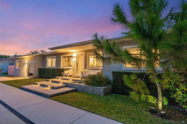 831 NE 109th St, Biscayne Park FL 33161 - Biscayne Park, FL - Photo 2