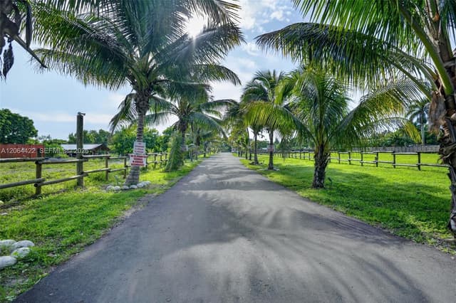 13405 SW 199th Ave, Miami FL 33196 - Miami, FL - Photo 5