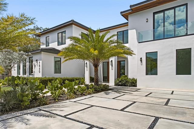 9840 SW 73rd Ct, Pinecrest FL 33156 - Pinecrest, FL - Photo 4