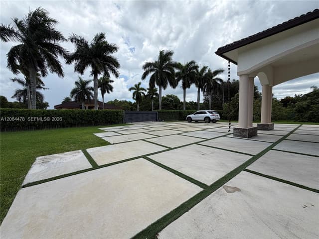 19690 SW 210th St, Miami FL 33187 - Miami, FL - Photo 6