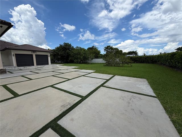19690 SW 210th St, Miami FL 33187 - Miami, FL - Photo 3