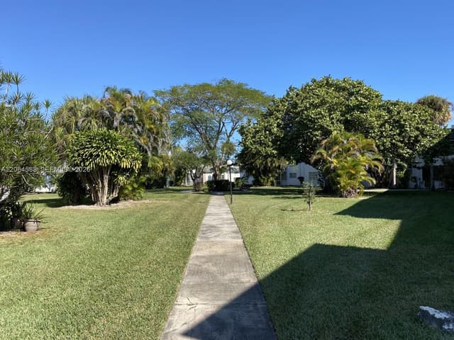 6505 Winfield Blvd # 19, Margate FL 33063 - Margate, FL - Photo 2