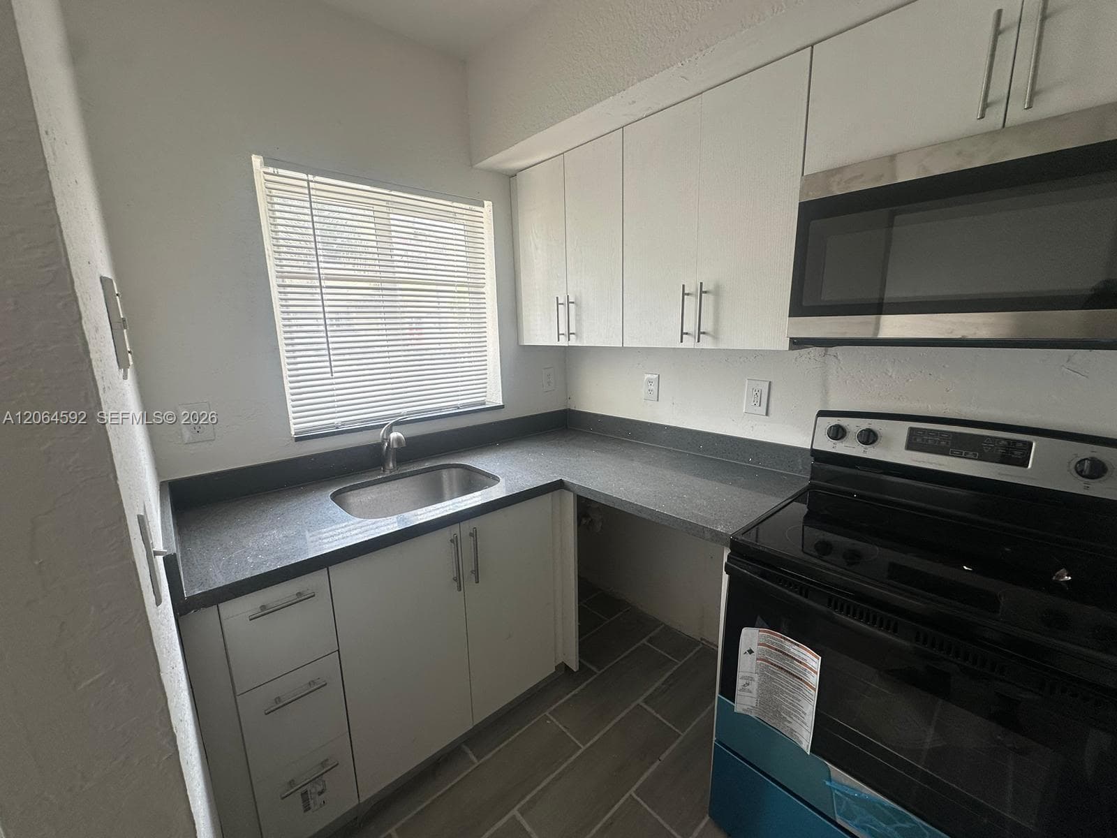 8325 NW 5th Ave # 8325, Miami FL 33150 - Miami, FL - Photo 1