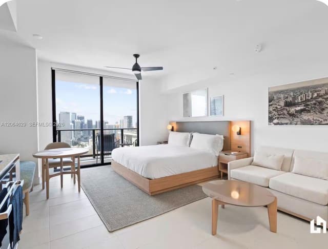 159 NE 6th St # 3506, Miami FL 33132 - Miami, FL - Photo 2