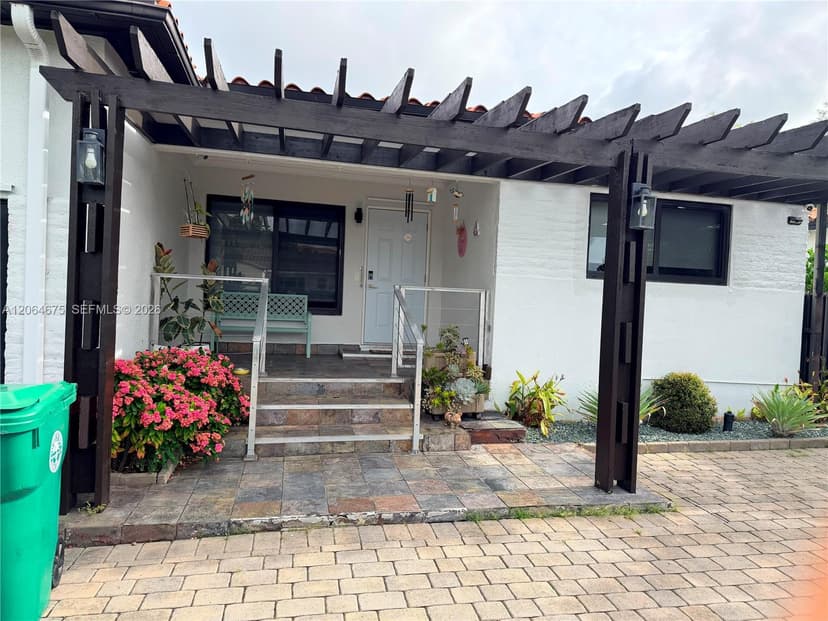 1525 SW 19th Ter, Miami FL 33145