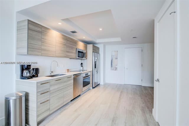 121 NE 34th St # 806, Miami FL 33137 - Miami, FL - Photo 3
