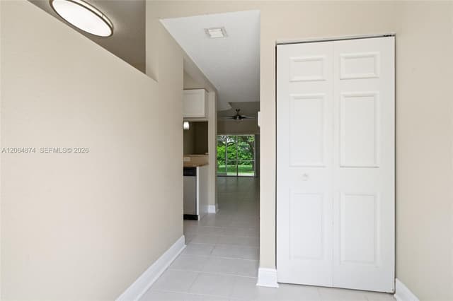 7939 Sanibel Dr, Tamarac FL 33321 - Tamarac, FL - Photo 3