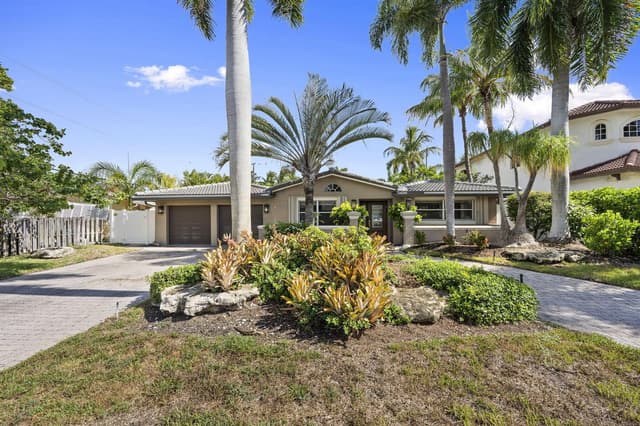 2729 NE 30TH Street, Lighthouse Point FL 33064 - Lighthouse Point, FL - Photo 2