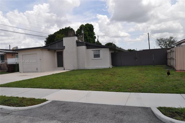 4035 E 2nd Ave, Hialeah FL 33013 - Hialeah, FL - Photo 2