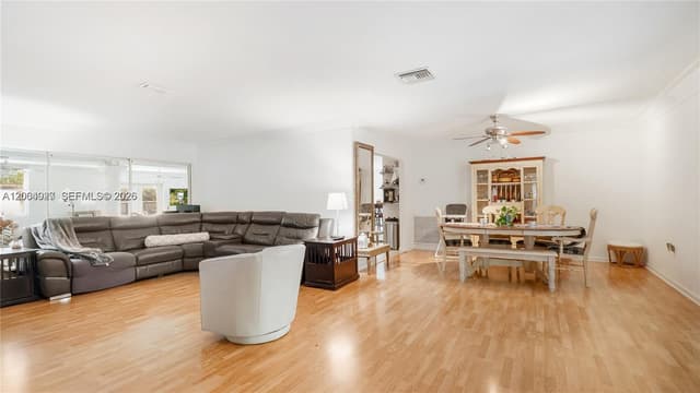 4020 SW 2nd St, Plantation FL 33317 - Plantation, FL - Photo 5