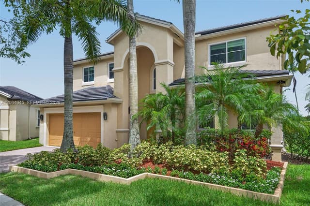1038 NW Lavender Cir, Weston FL 33327 - Weston, FL - Photo 2