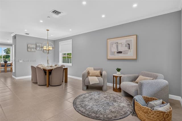 1038 NW Lavender Cir, Weston FL 33327 - Weston, FL - Photo 6