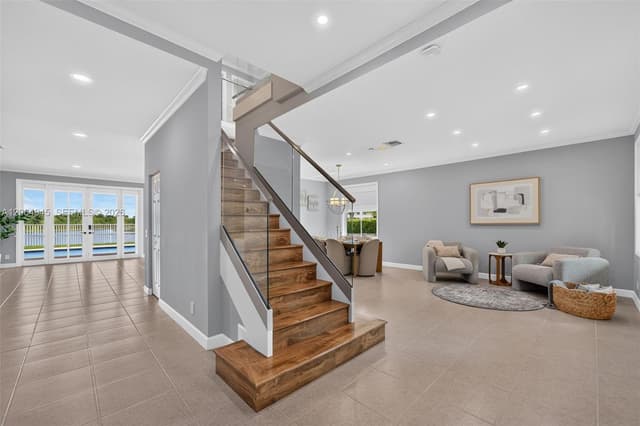 1038 NW Lavender Cir, Weston FL 33327 - Weston, FL - Photo 4