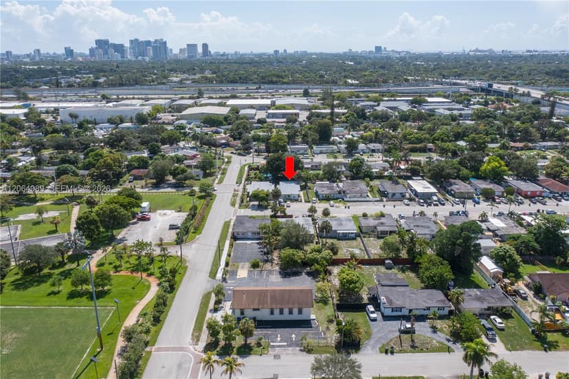 1004 SW 24th Ave, Fort Lauderdale FL 33312