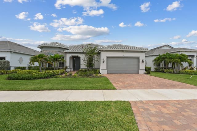 10799 STELLAR Circle, Palm Beach Gardens FL 33412 - Palm Beach Gardens, FL - Photo 2