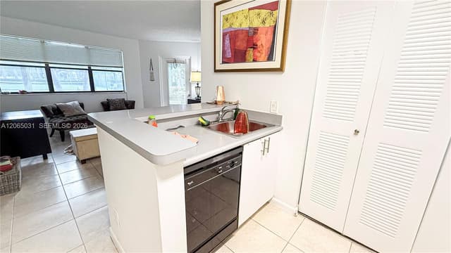 540 S Park Rd # 9, Hollywood FL 33021 - Hollywood, FL - Photo 6