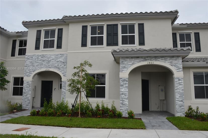 1801 SE 27th Ter, Homestead FL 33035