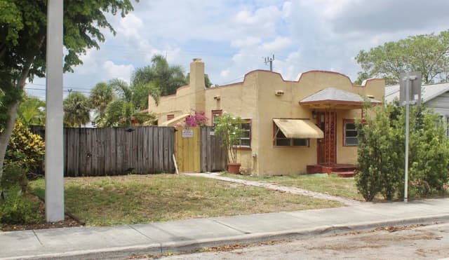 519 N J Street # 1, FL 33460 - Photo 4