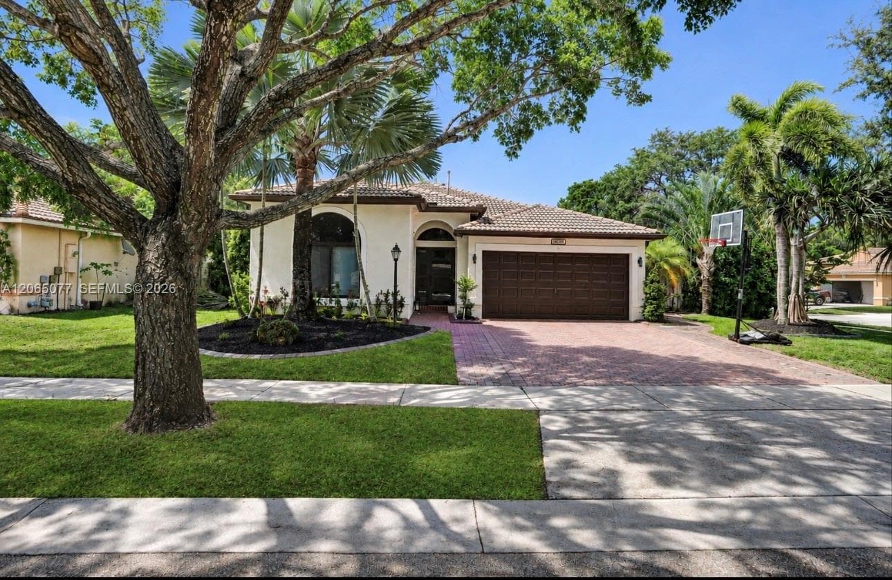 14298 NW 23rd St, Pembroke Pines FL 33028 - Pembroke Pines, FL - Photo 1
