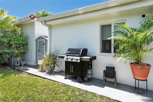1450 SW 20th Ave, Miami FL 33145 - Miami, FL - Photo 7