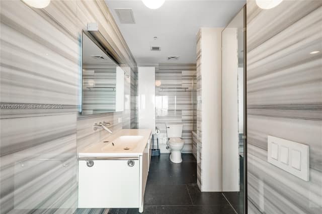 60 SW 13th St # 4001, Miami FL 33130 - Miami, FL - Photo 4