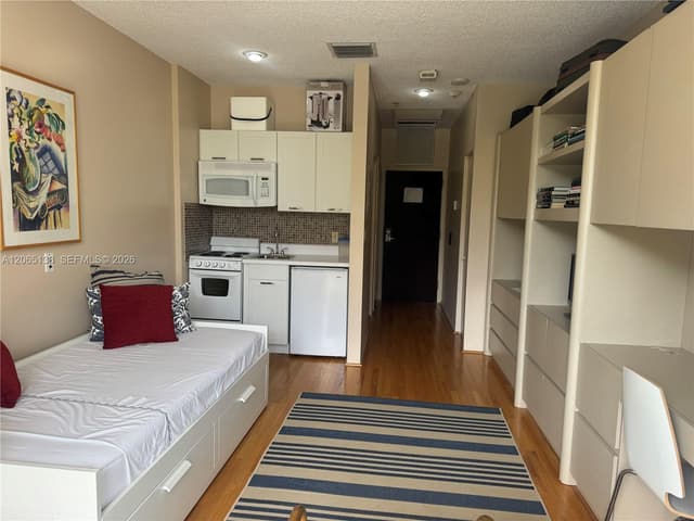 3000 Island Blvd # 332, Aventura FL 33160 - Aventura, FL - Photo 2
