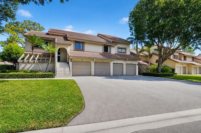 5751 Coach House Circle, Boca Raton FL 33486 - Boca Raton, FL - Photo 4
