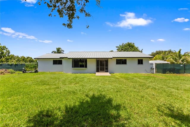 26480 SW 187th Ave, Homestead FL 33031 - Homestead, FL - Photo 2