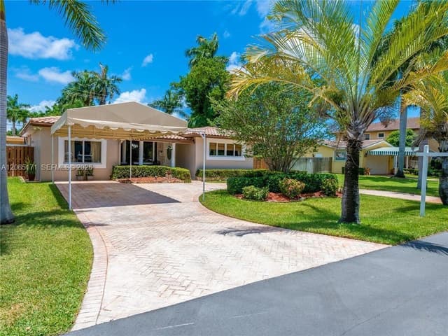 939 Washington St, Hollywood FL 33019 - Hollywood, FL - Photo 3