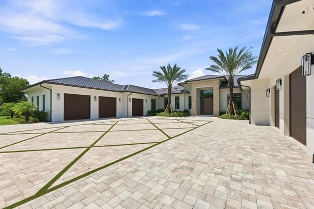 5593 Reynolds Road, Lake Worth FL 33449 - Lake Worth, FL - Photo 2
