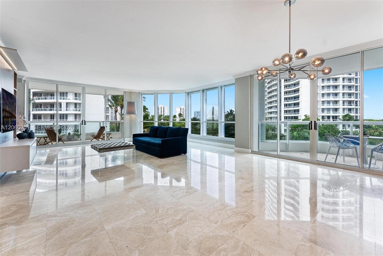21150 Point Pl # 702, Aventura FL 33180 - Aventura, FL - Photo 1