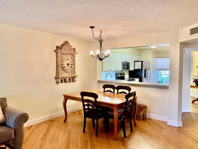 7237 S DEVON Drive # 110, Tamarac FL 33321 - Tamarac, FL - Photo 2
