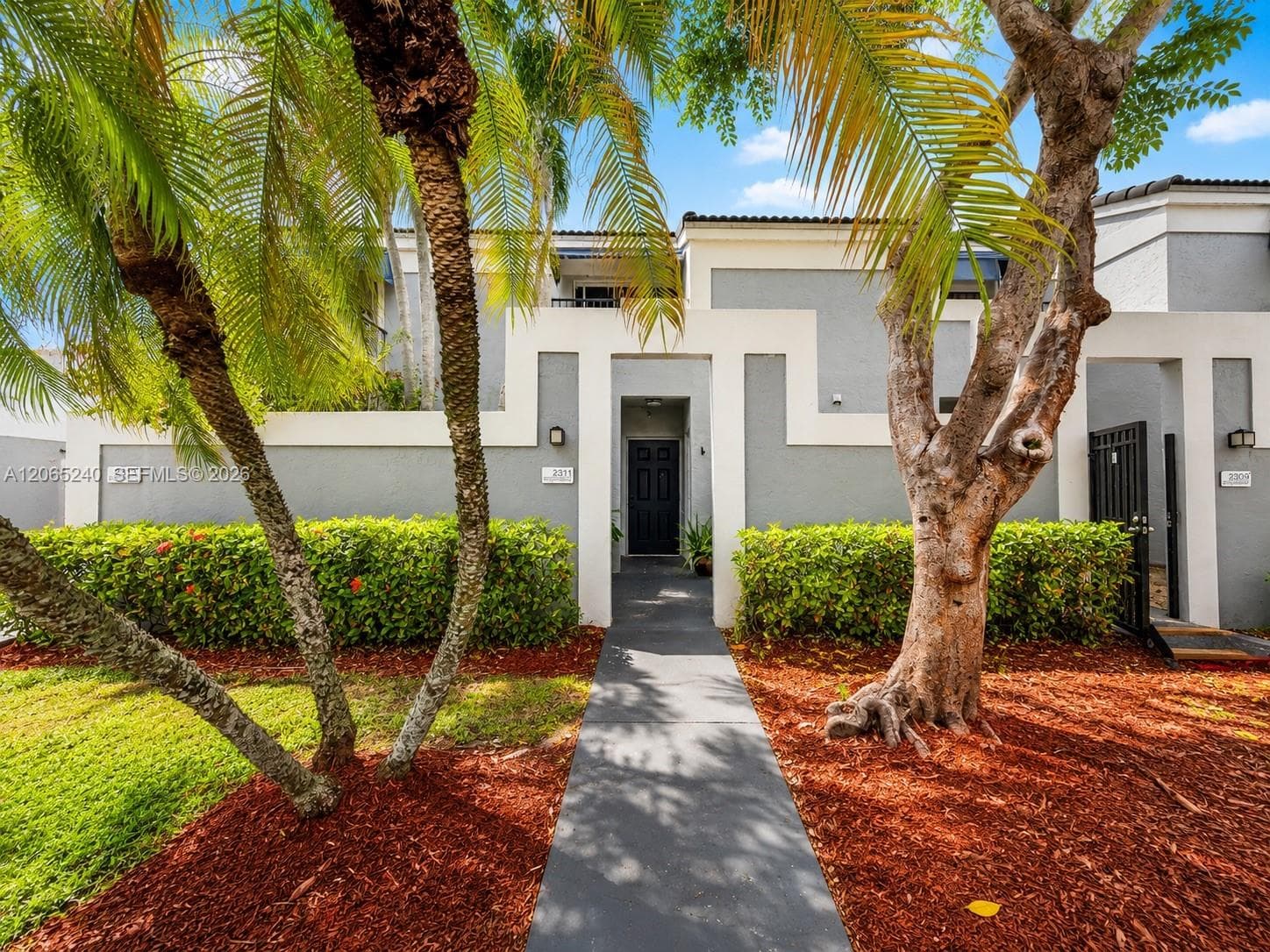 2311 SW 82nd Ter, North Lauderdale FL 33068 - North Lauderdale, FL - Photo 1