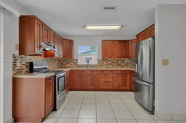 30010 SW 153rd Ave, Homestead FL 33033 - Homestead, FL - Photo 2