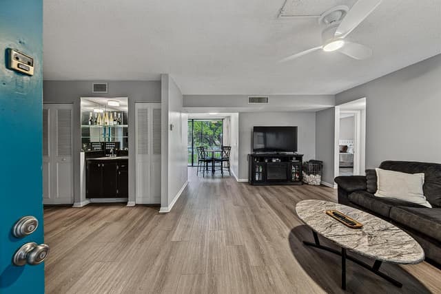 5190 LAS VERDES Circle # 214, Delray Beach FL 33484 - Delray Beach, FL - Photo 2