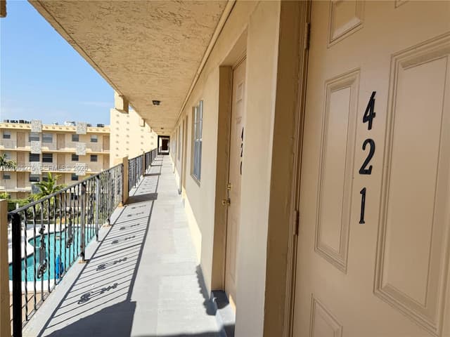 2145 Pierce St # 421, Hollywood FL 33020 - Hollywood, FL - Photo 6