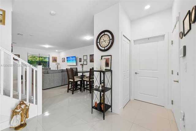 13667 SW 157th Ct, Miami FL 33196 - Miami, FL - Photo 5