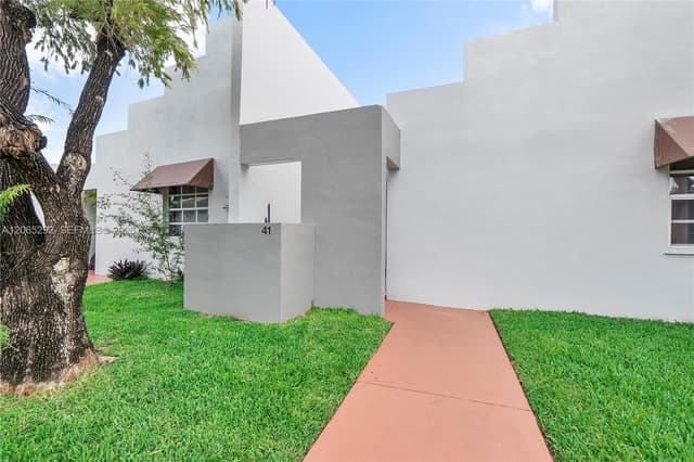 10340 SW 154th Pl # 41, Miami FL 33196 - Miami, FL - Photo 2