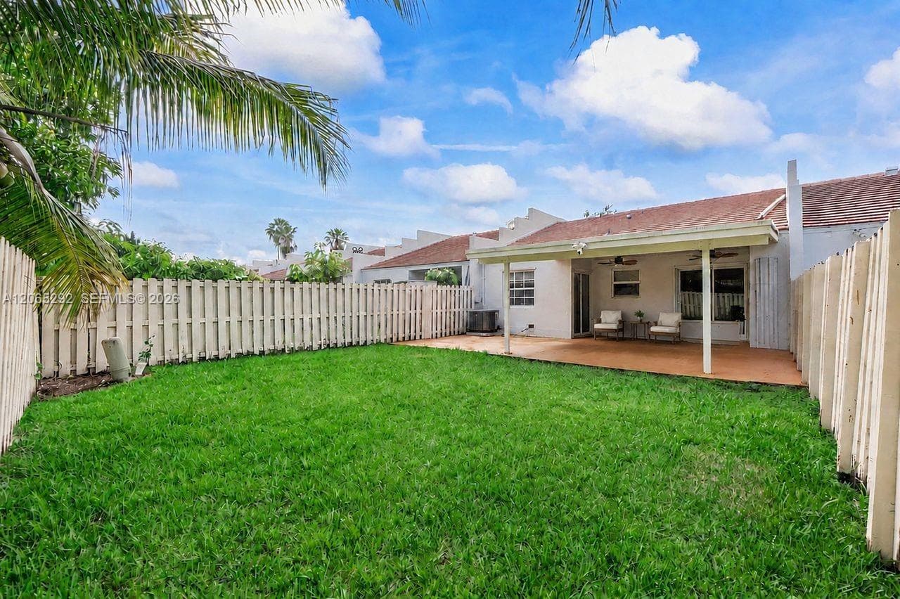10340 SW 154th Pl # 41, Miami FL 33196