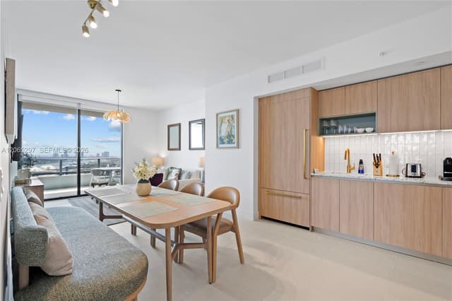 159 NE 6th St # 2415, Miami FL 33132 - Miami, FL - Photo 2