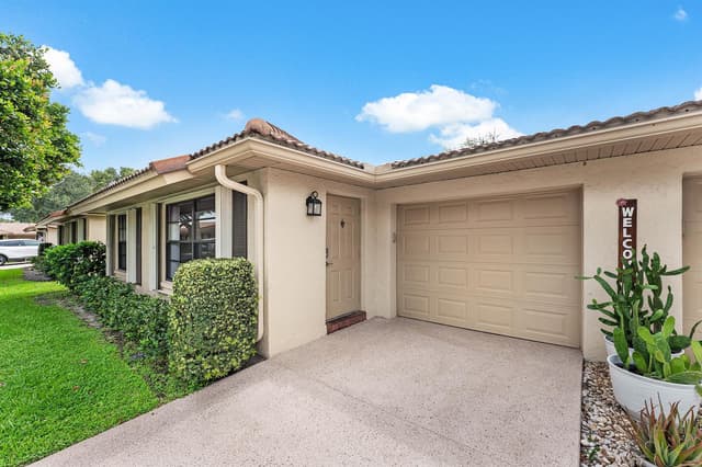 4670 Laurel Tree Road # A, Boynton Beach FL 33436 - Boynton Beach, FL - Photo 2